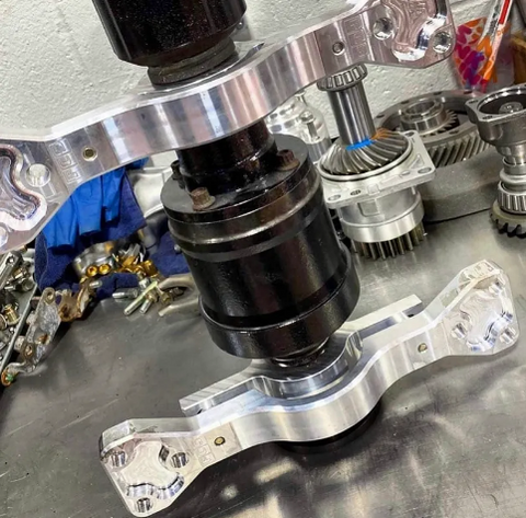 FCS RACE AWD DRIVESHAFT CARRIER BEARING MOUNT KIT